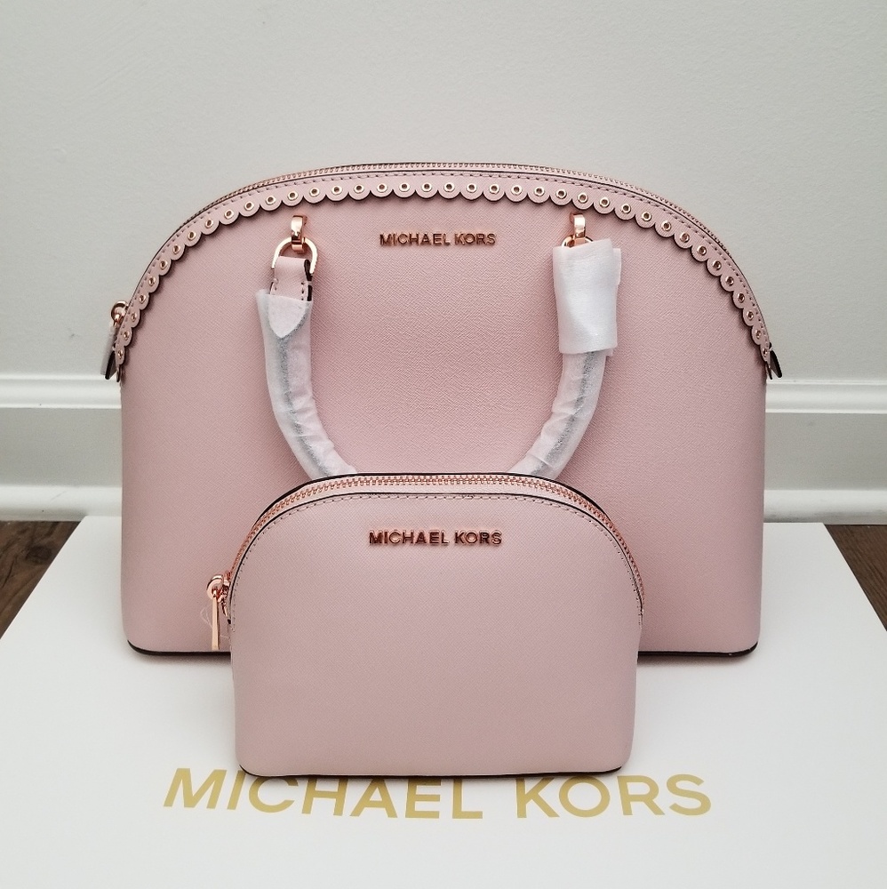 New Michael Kors Emmy Bag and Pouch
